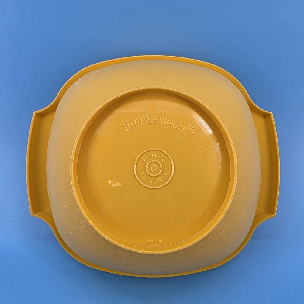 Vintage Tupperware Servalier 8